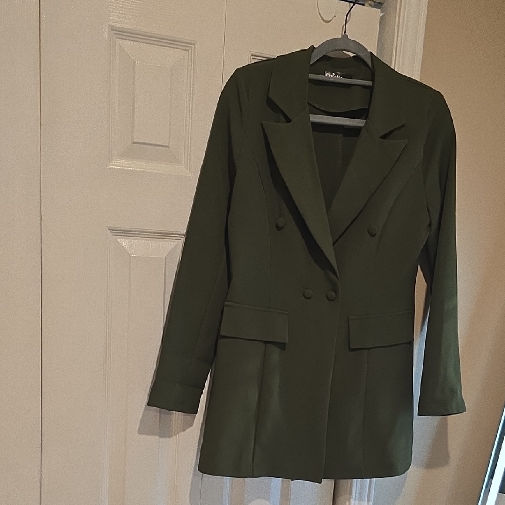 chic Olive Double-Breasted Women's Blazer